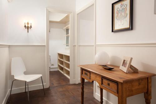 Letsgo Camp Nou Apartment Barcelona Exterior photo